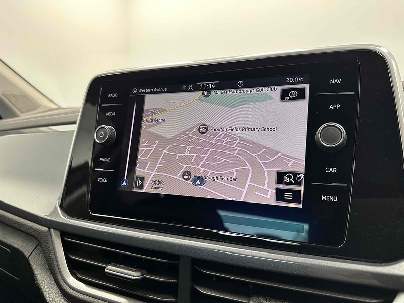 Volkswagen T-Roc TSI Style - U2024