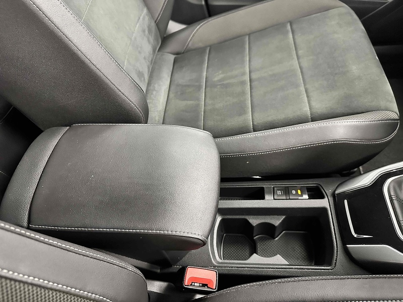 Volkswagen T-Roc TSI Style - U2024