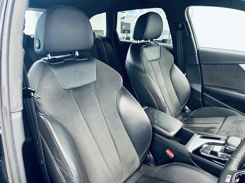 Audi A4 Avant TDI S line - U2026