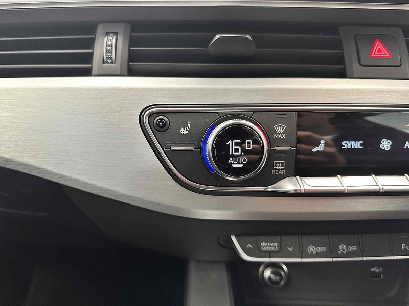 Audi A4 Avant TDI S line - U2026