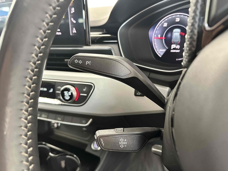 Audi A4 Avant TDI S line - U2026