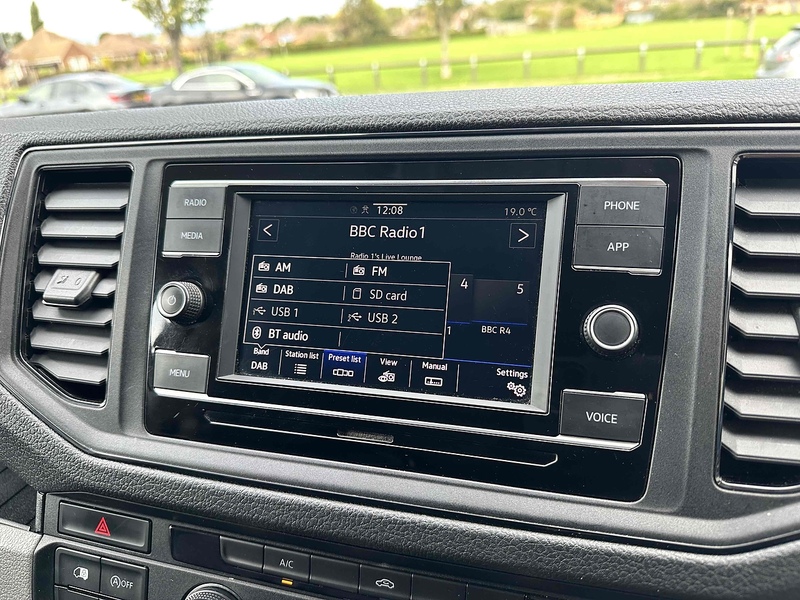 Volkswagen Crafter TDI CR30 Startline - U2027