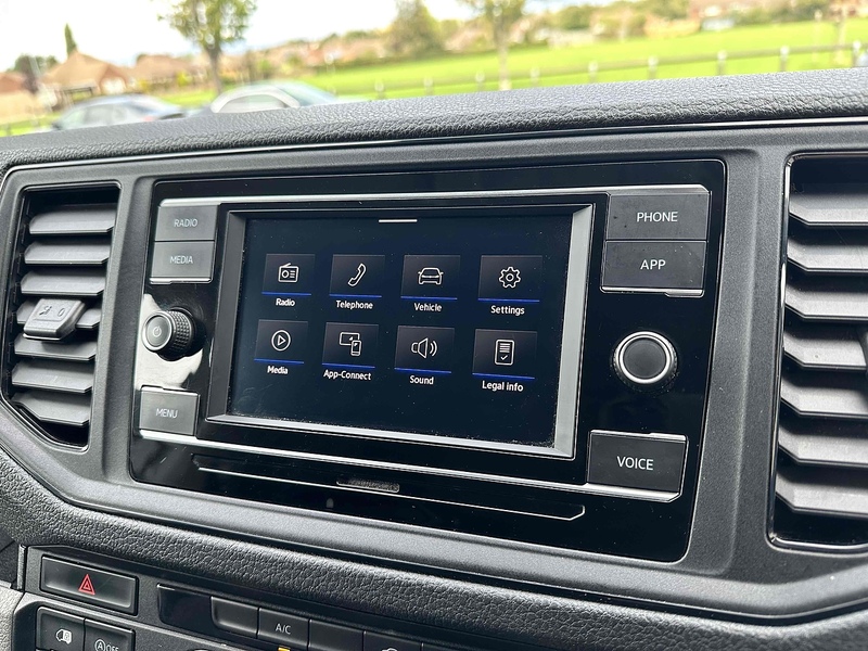 Volkswagen Crafter TDI CR30 Startline - U2027