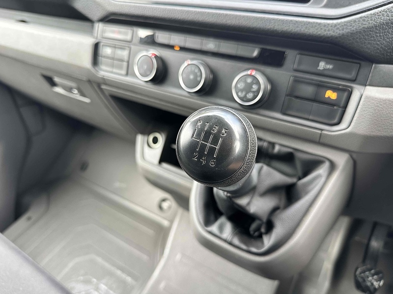 Volkswagen Crafter TDI CR30 Startline - U2027