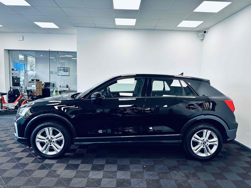 Audi Q2 TFSI Sport - U2032
