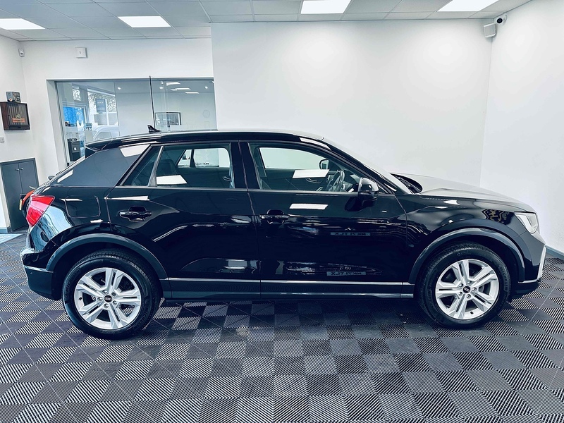 Audi Q2 TFSI Sport - U2032