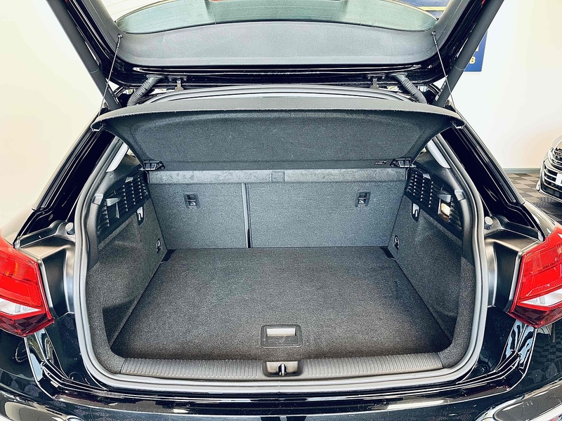 Audi Q2 TFSI Sport - U2032