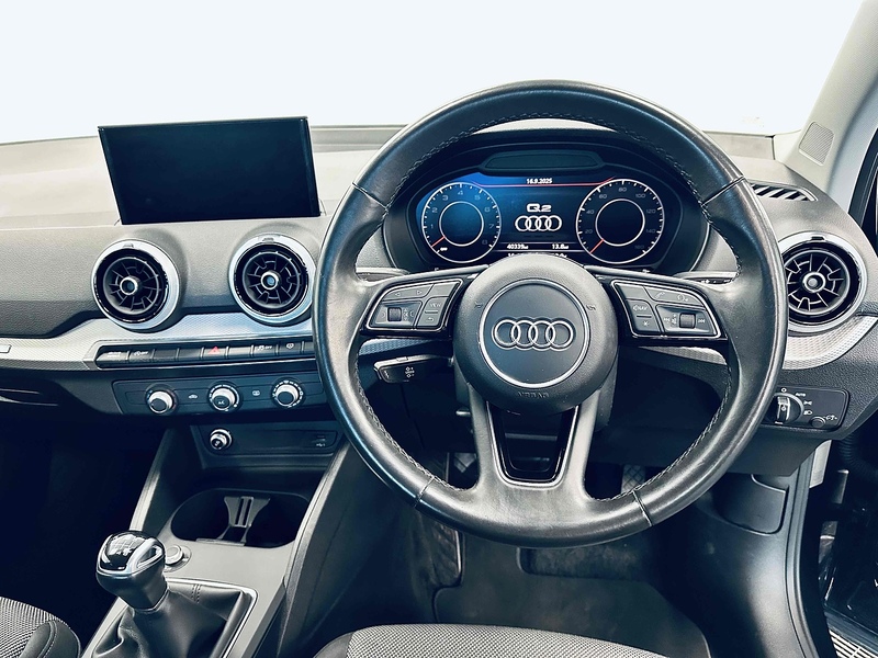 Audi Q2 TFSI Sport - U2032