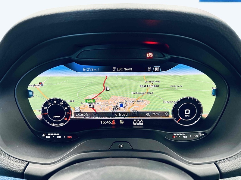 Audi Q2 TFSI Sport - U2032