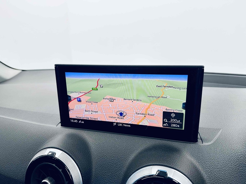 Audi Q2 TFSI Sport - U2032