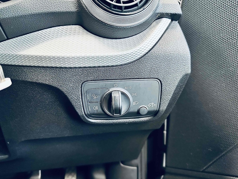 Audi Q2 TFSI Sport - U2032