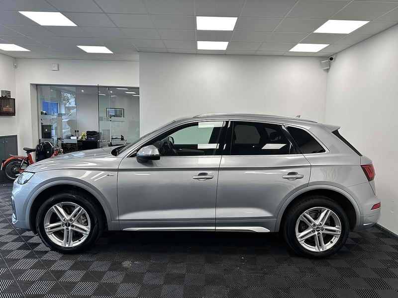 Audi Q5 TFSI S line - U2033