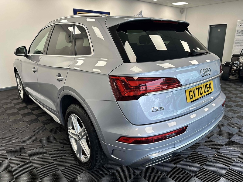 Audi Q5 TFSI S line - U2033