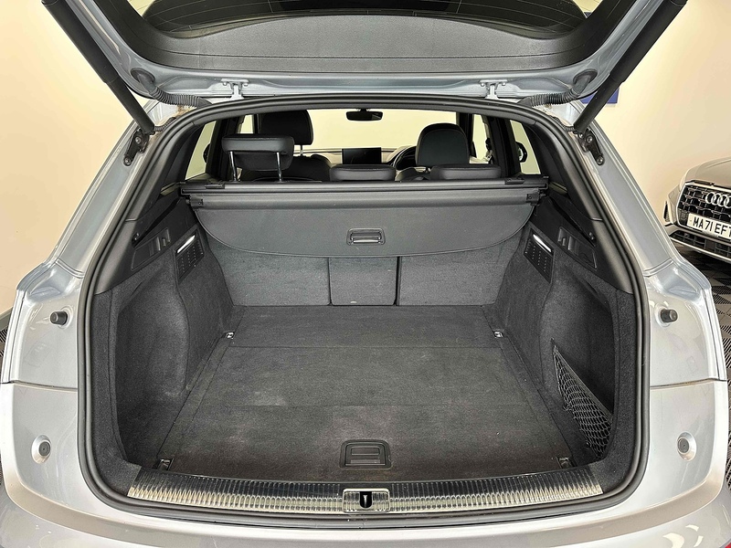 Audi Q5 TFSI S line - U2033