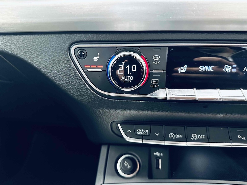 Audi Q5 TFSI S line - U2033