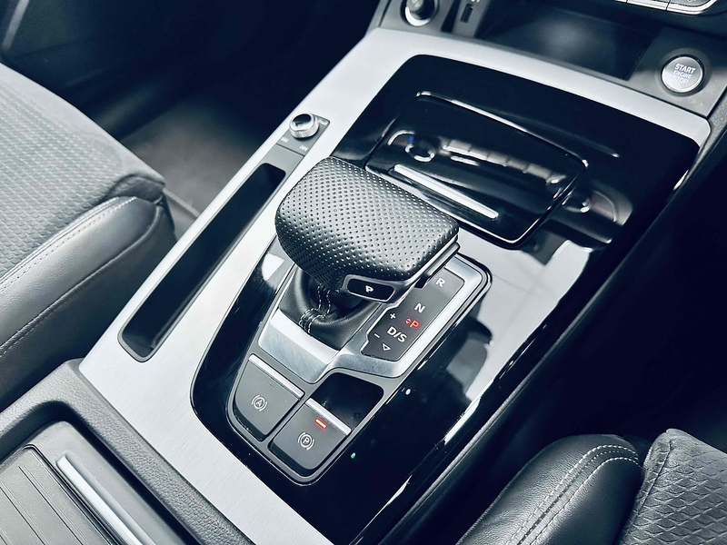 Audi Q5 TFSI S line - U2033