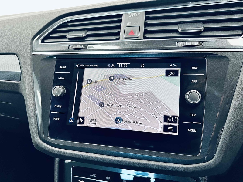 Volkswagen Tiguan TSI Life - U2040