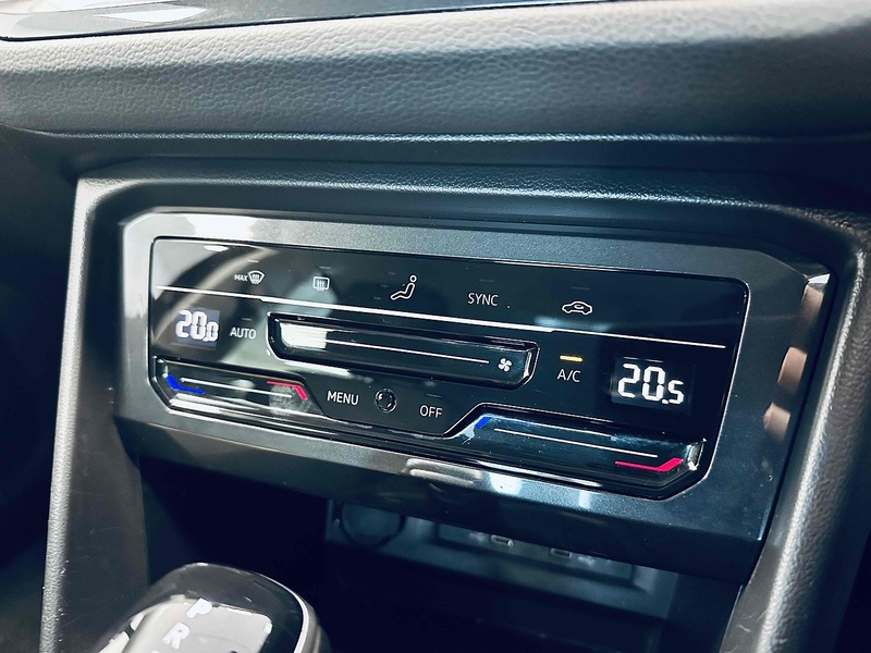 Volkswagen Tiguan TSI Life - U2040