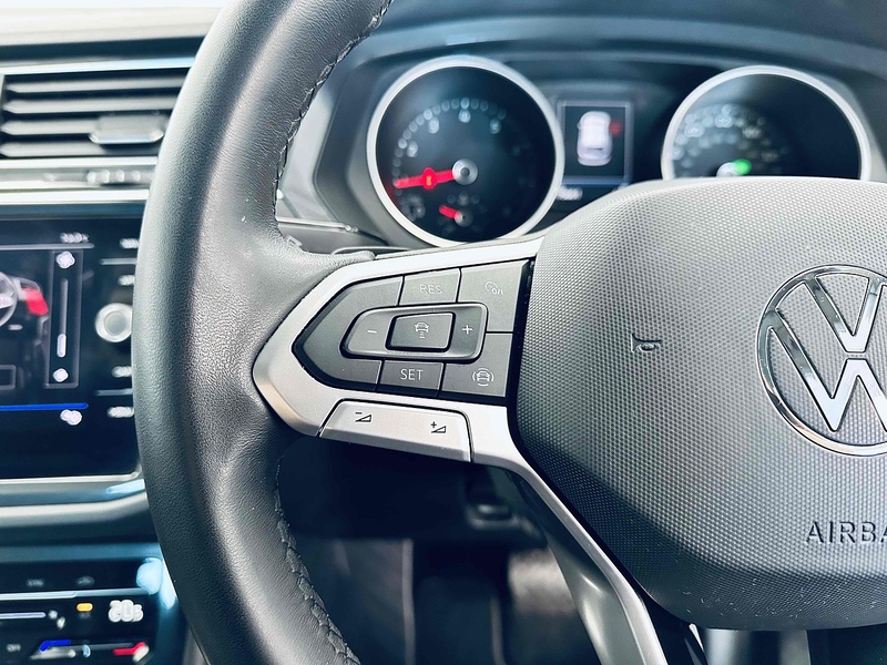 Volkswagen Tiguan TSI Life - U2040