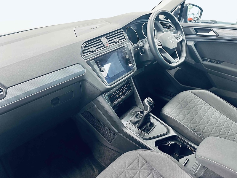 Volkswagen Tiguan TSI Life - U2041