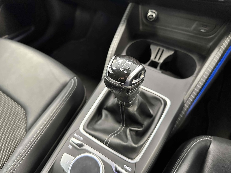 Audi Q2 TFSI CoD Black Edition - U2045