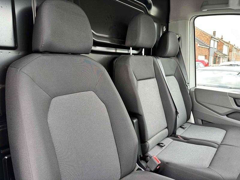 Volkswagen Crafter TDI CR30 Startline - U2046