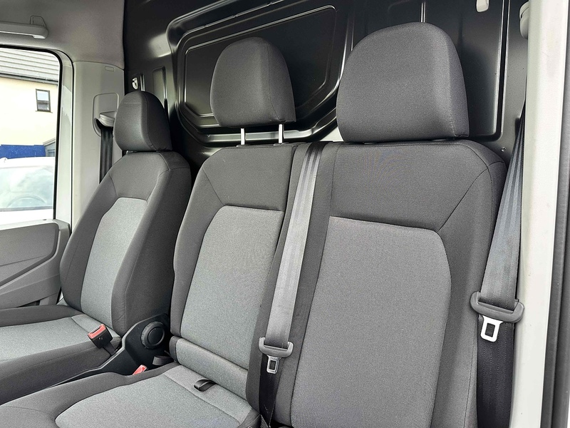 Volkswagen Crafter TDI CR30 Startline - U2046