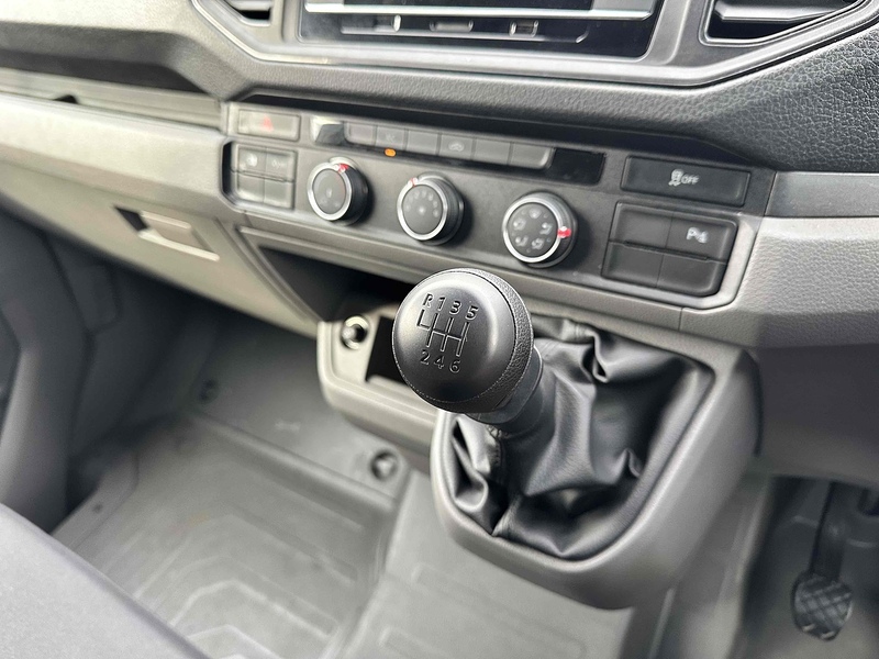 Volkswagen Crafter TDI CR30 Startline - U2046