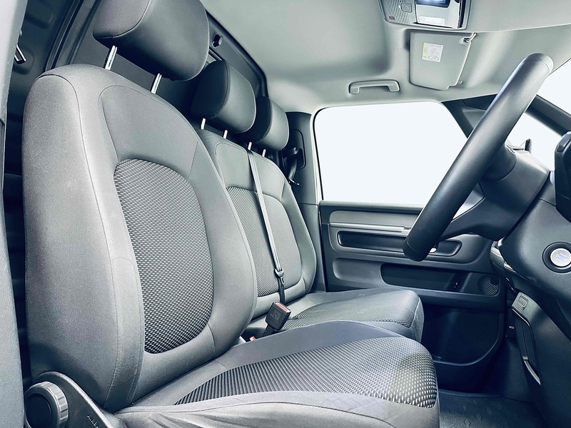 Volkswagen ID. Buzz Cargo Pro Commerce Plus - U2049