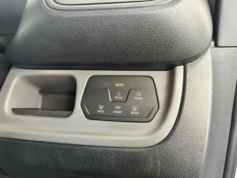 Volkswagen ID. Buzz Cargo Pro Commerce Plus - U2049