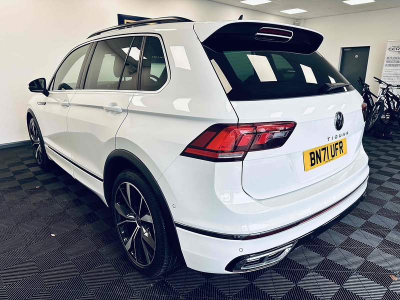 Volkswagen Tiguan TSI R-Line - U2051