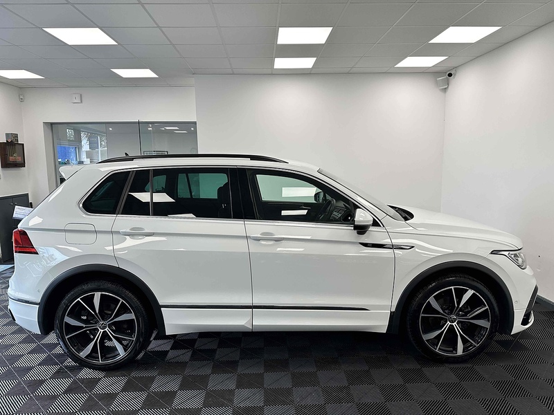 Volkswagen Tiguan TSI R-Line - U2051