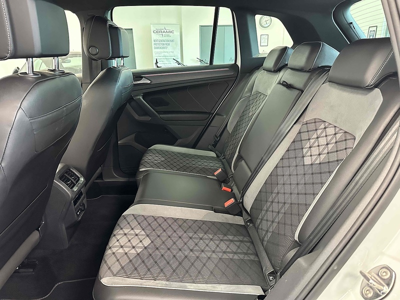 Volkswagen Tiguan TSI R-Line - U2051