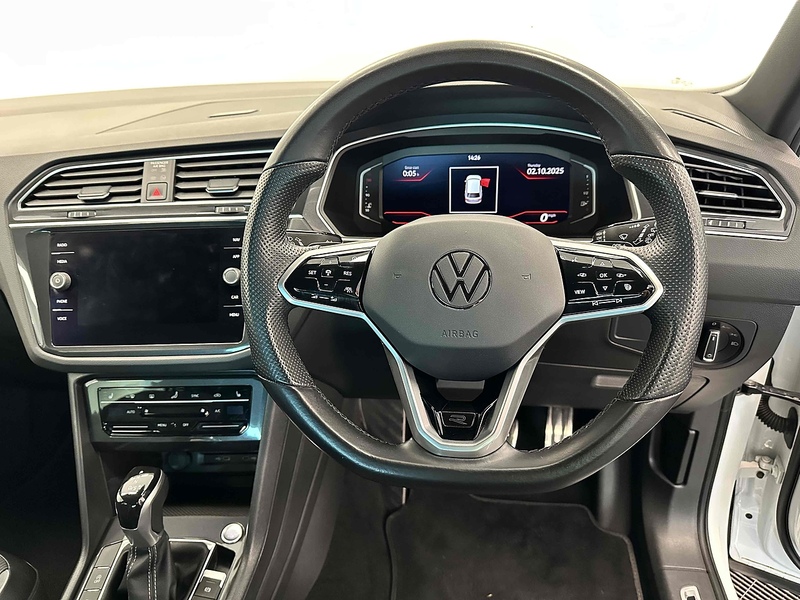Volkswagen Tiguan TSI R-Line - U2051