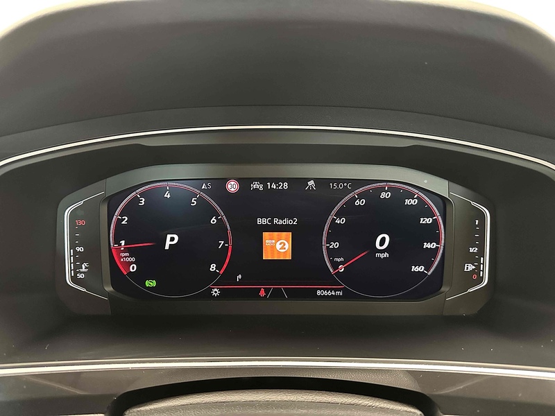 Volkswagen Tiguan TSI R-Line - U2051