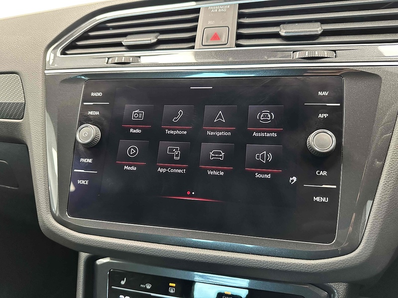 Volkswagen Tiguan TSI R-Line - U2051