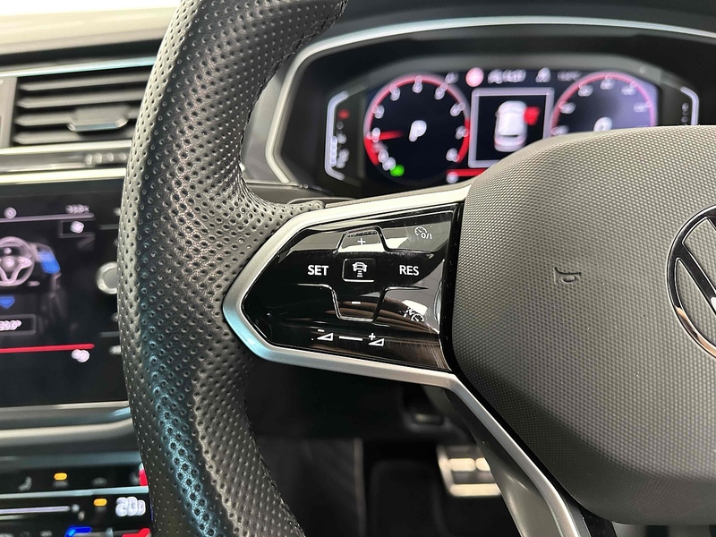 Volkswagen Tiguan TSI R-Line - U2051