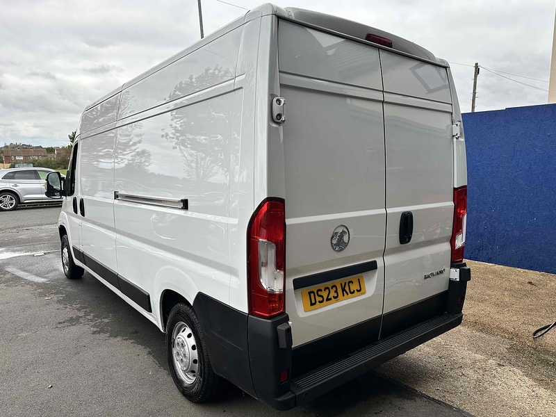 Vauxhall Movano CDTi 3500 BiTurbo Prime - U2056