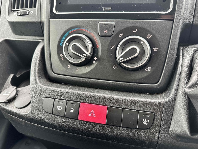 Vauxhall Movano CDTi 3500 BiTurbo Prime - U2056