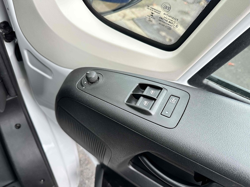 Vauxhall Movano CDTi 3500 BiTurbo Prime - U2056