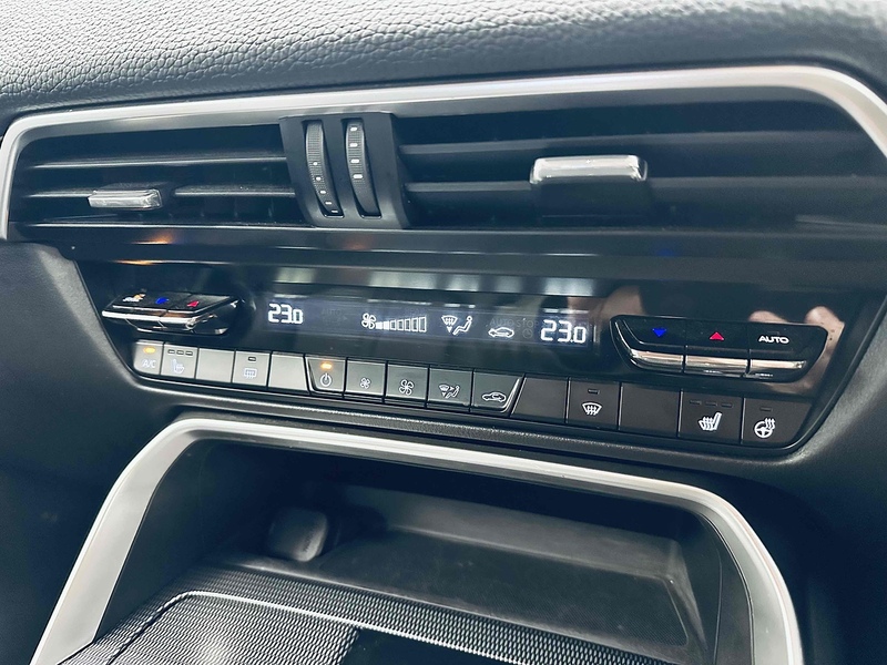Mazda CX-60 e-SKYACTIV Exclusive-Line - U2057