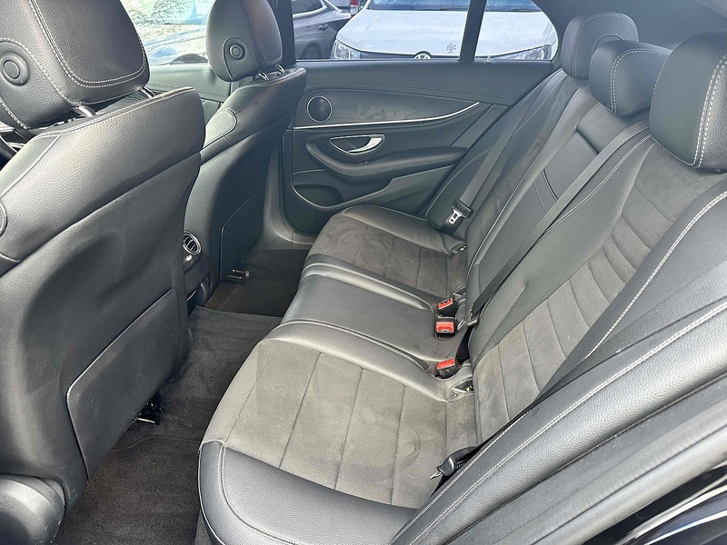 Mercedes-Benz E Class E220d AMG Line - U2058