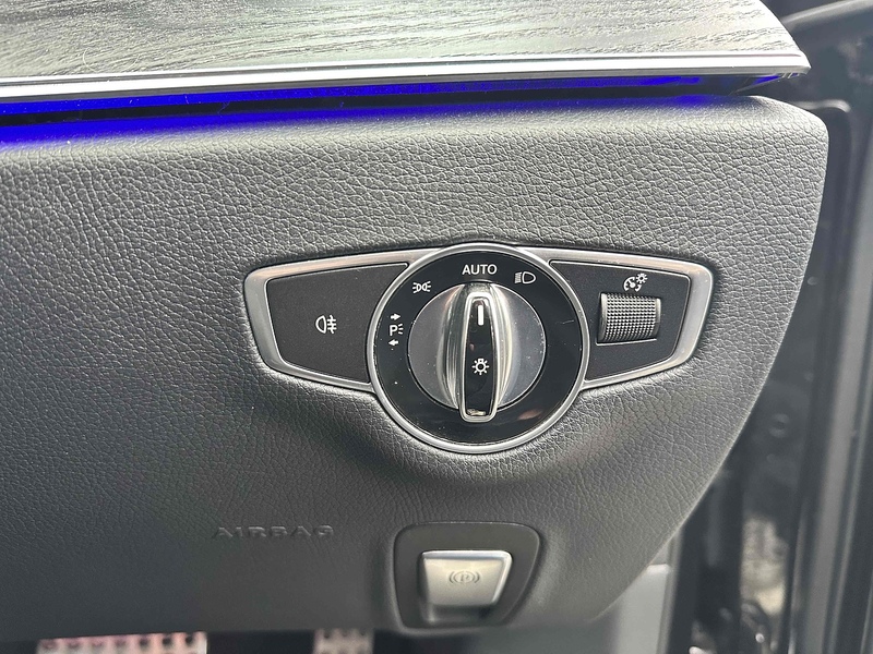 Mercedes-Benz E Class E220d AMG Line - U2058