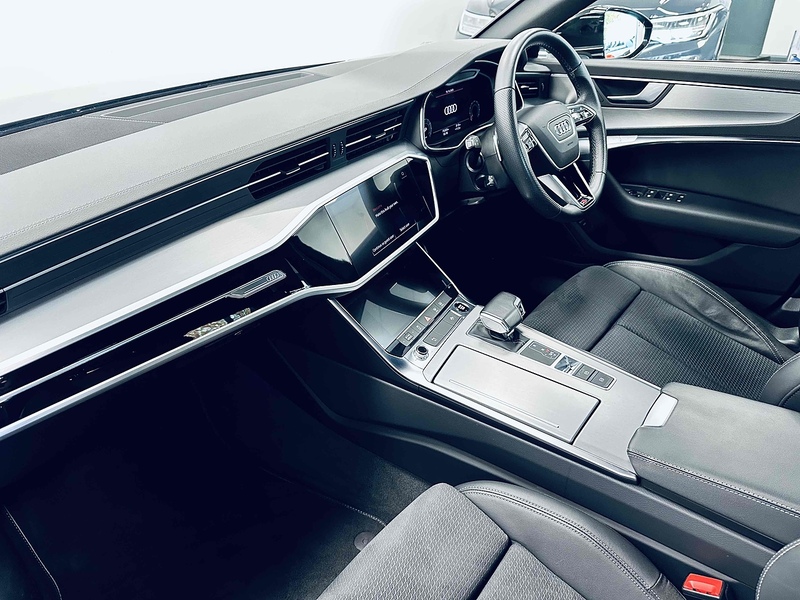 Audi A6 Saloon TFSI S line - U2063