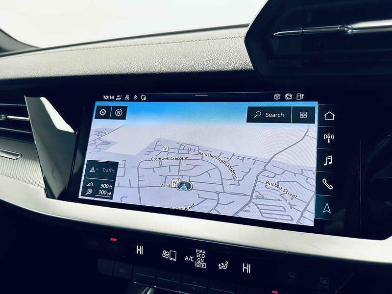 Audi A3 TFSIe S line Competition - U2065