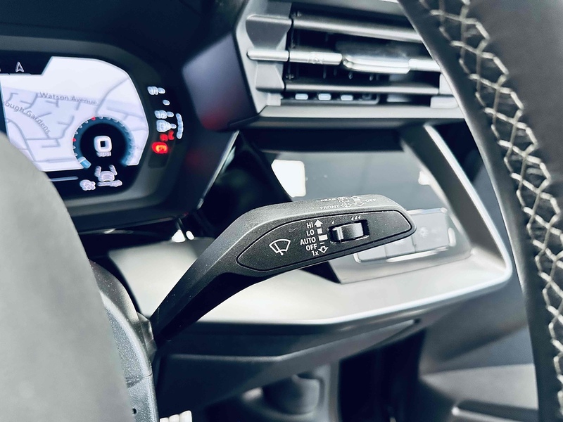 Audi A3 TFSIe S line Competition - U2065