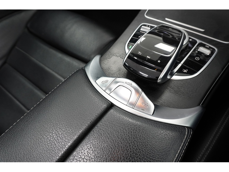 Mercedes-Benz C Class C250d AMG Line - U2069