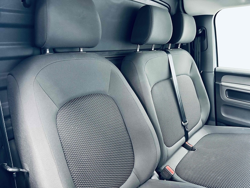 Volkswagen ID. Buzz Cargo Pro Commerce - U2070