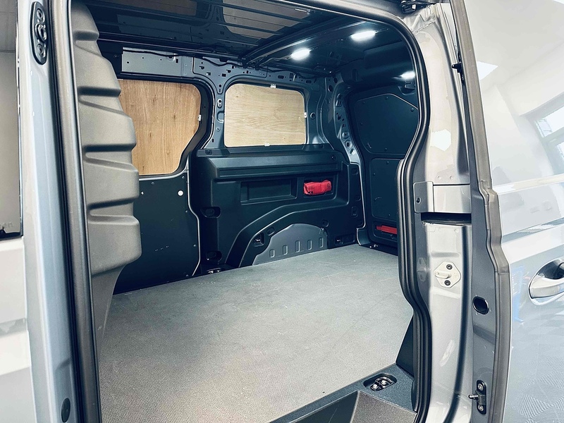 Volkswagen ID. Buzz Cargo Pro Commerce - U2070