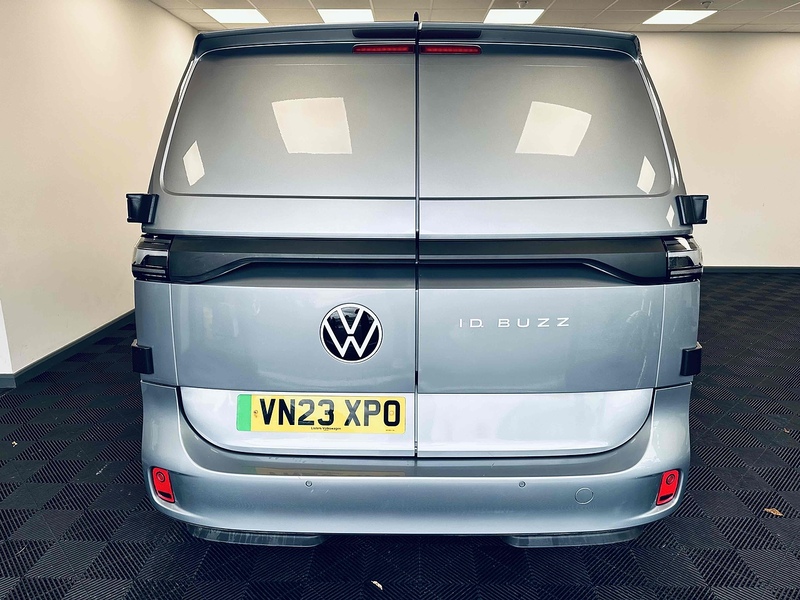 Volkswagen ID. Buzz Cargo Pro Commerce - U2070